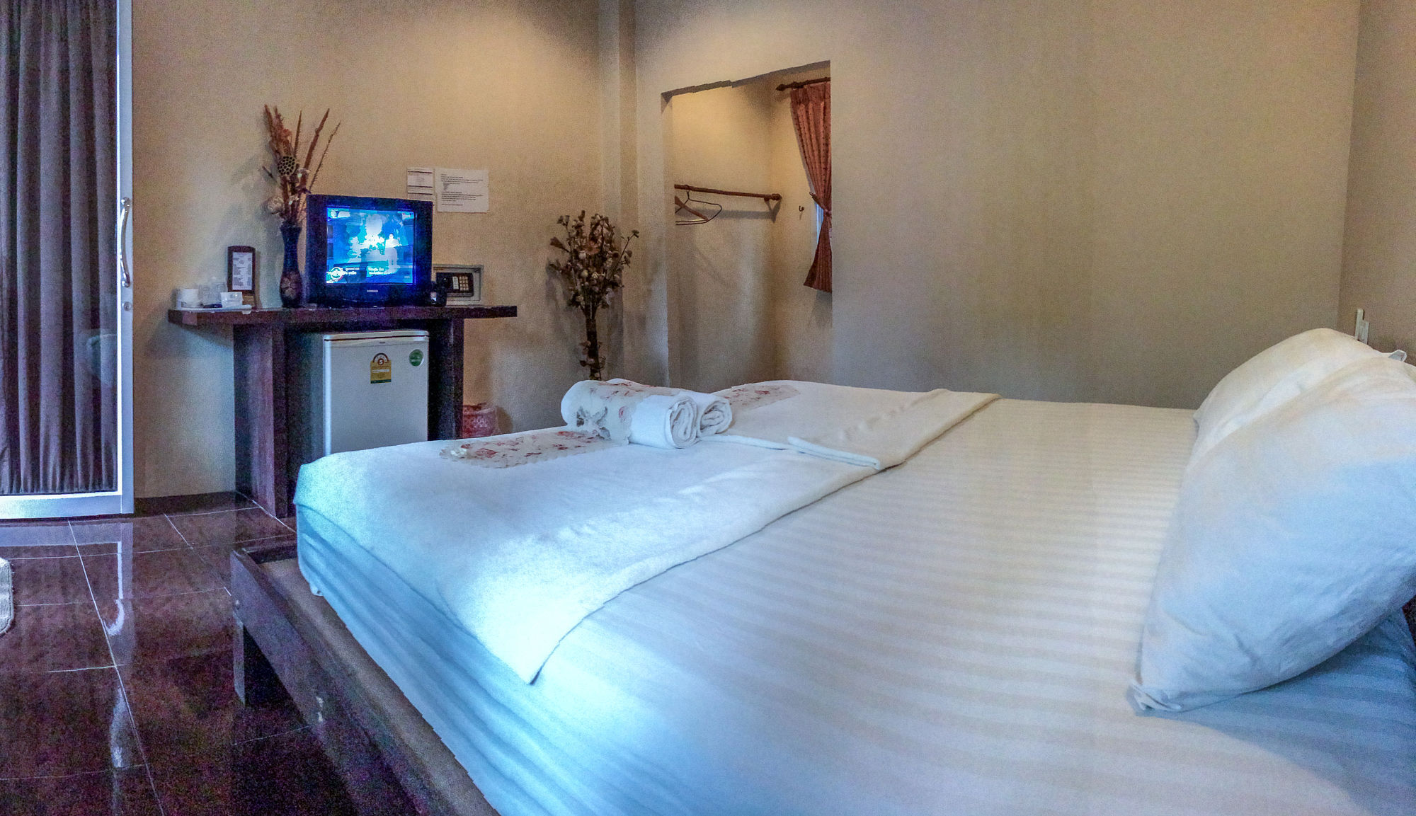Silver Sands Beach Resort Ко Тао Екстериор снимка