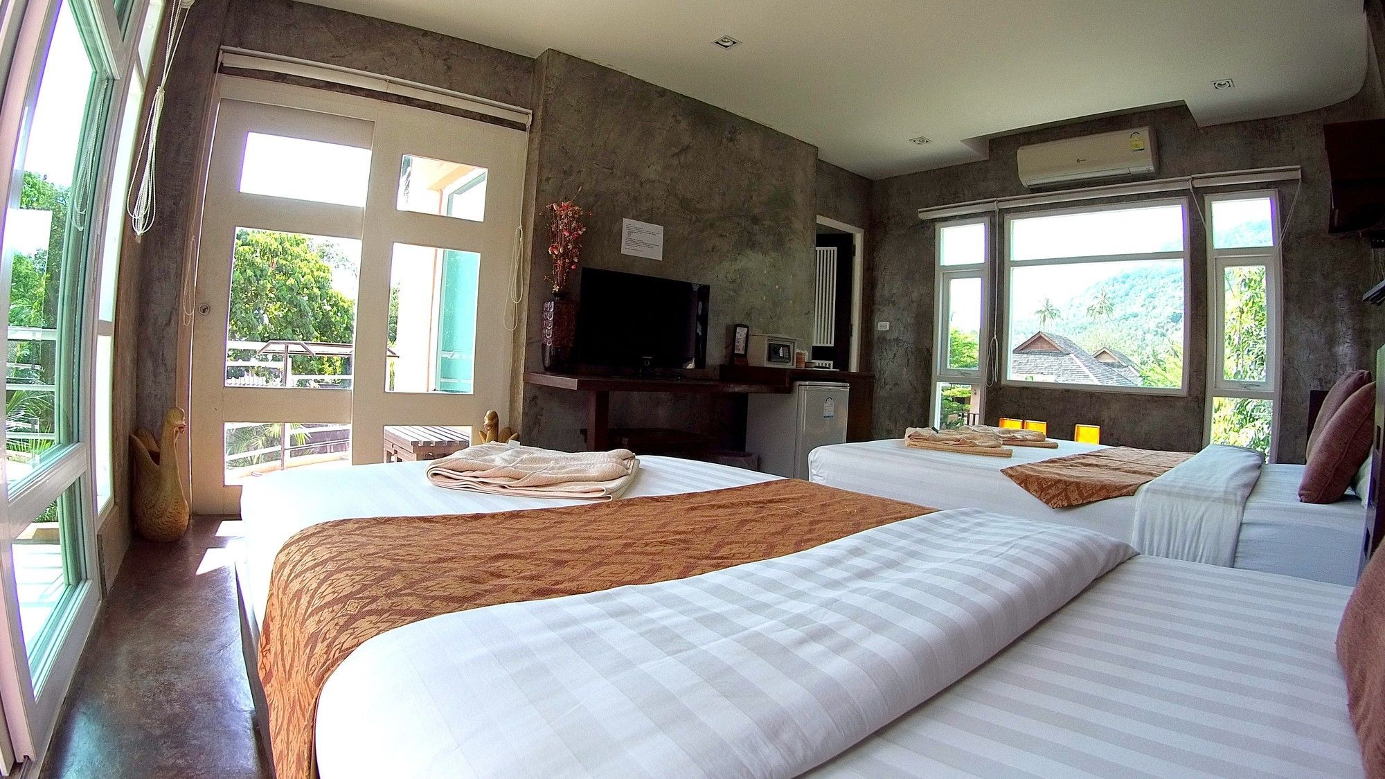 Silver Sands Beach Resort Ко Тао Екстериор снимка